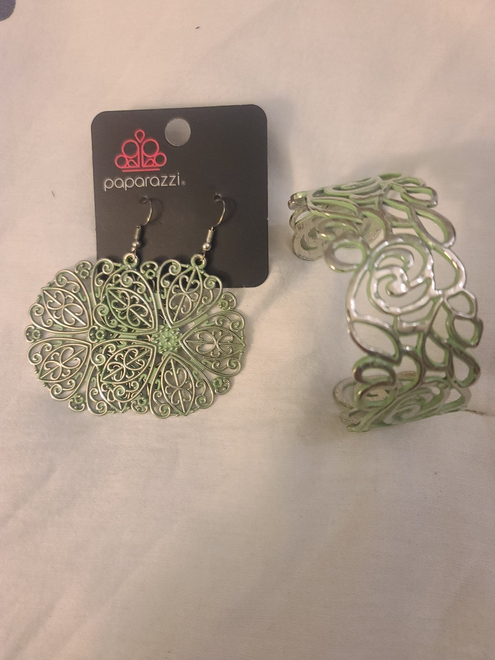 paparazzi Mint Filigree Cuff Bracelet and Earrings